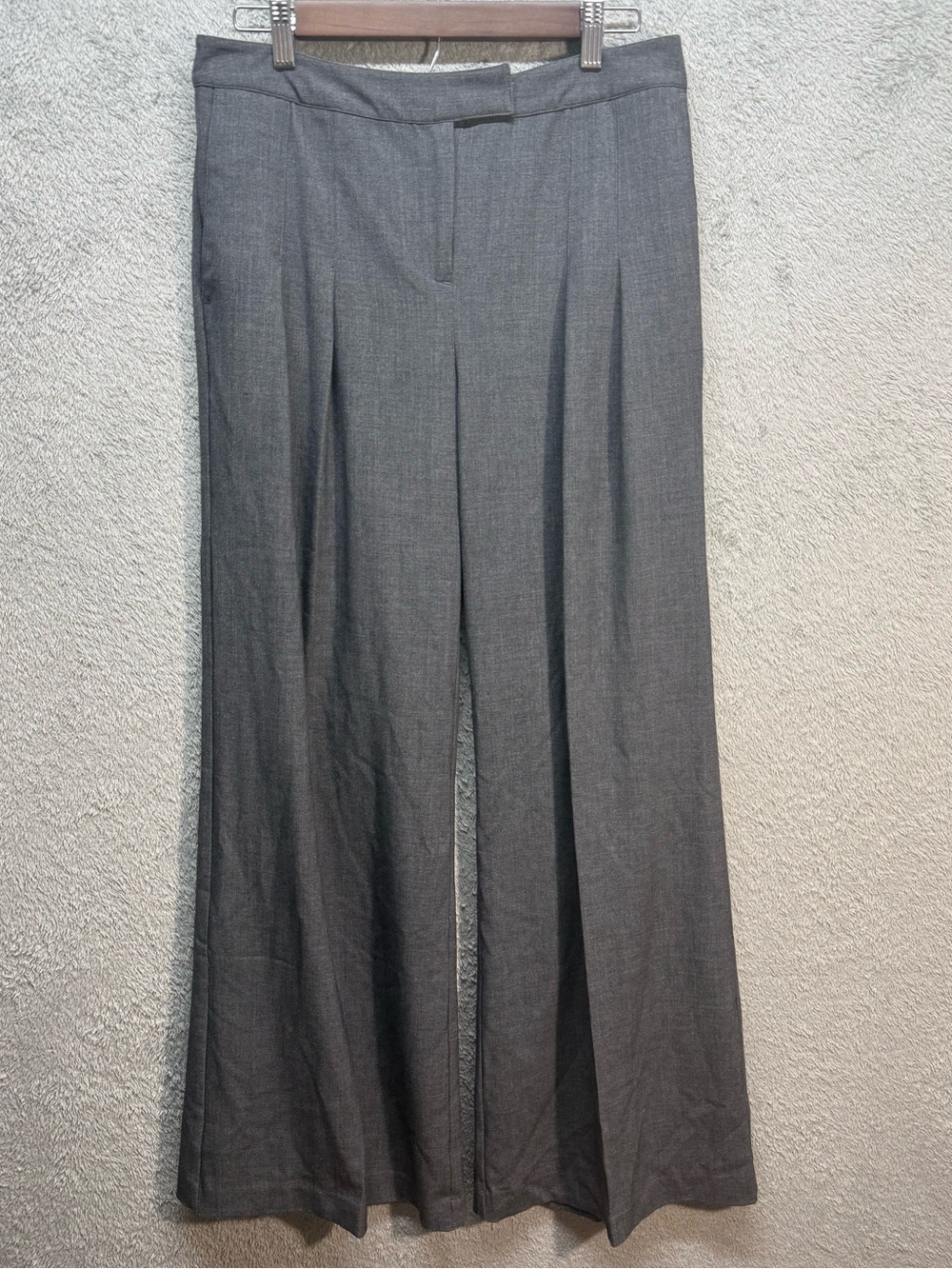 Cami Grey Wide Leg Pleated Dress Pants Size 10 Trouser Business Casual Corporate